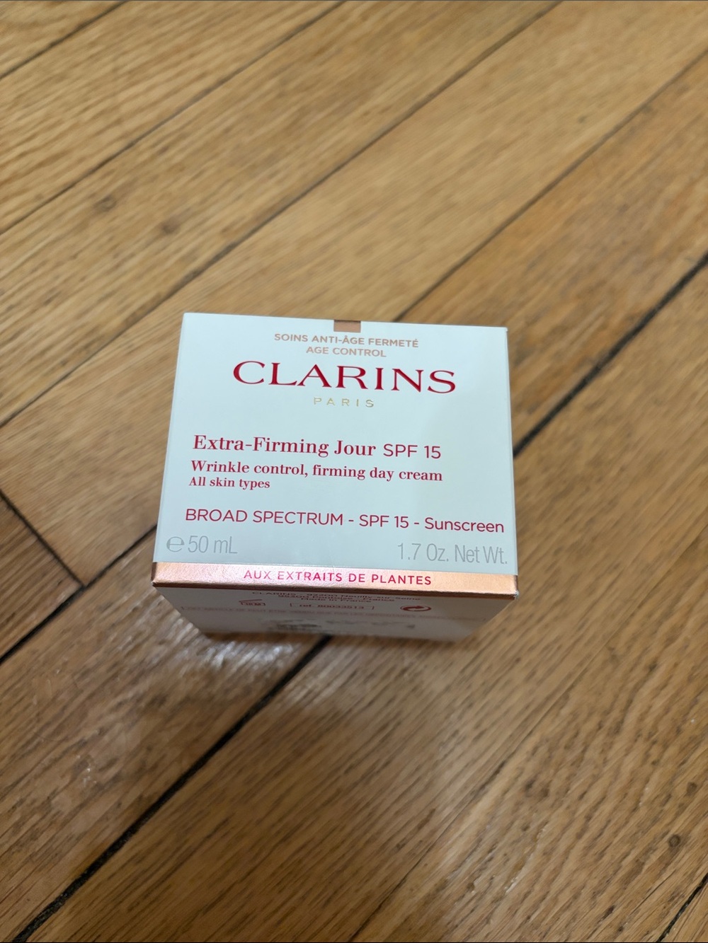 Clarins Extra-Firming Jour SPF 15 Day Cream - White & Rose Gold Accents